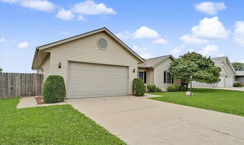 Tiny photo for 1203 EDGEVIEW Drive, Mahomet, IL 61853 (MLS # 12707079)