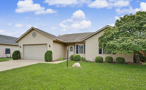 Tiny photo for 1203 EDGEVIEW Drive, Mahomet, IL 61853 (MLS # 12707079)