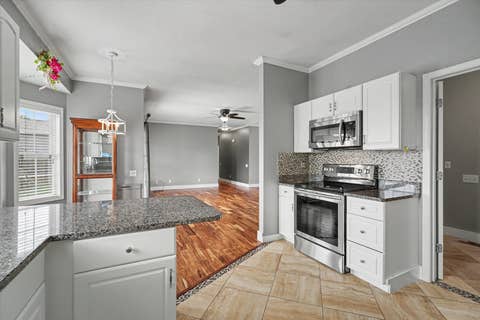 Tiny photo for 1203 EDGEVIEW Drive, Mahomet, IL 61853 (MLS # 12707079)