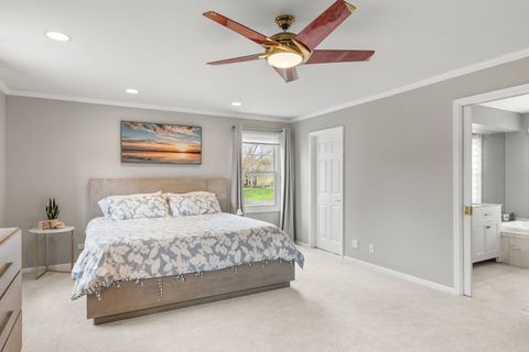 Tiny photo for 995 Georgetowne Lane, Barrington, IL 60010 (MLS # 12620465)