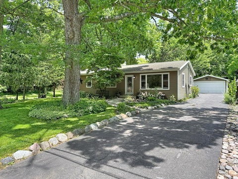 Tiny photo for 6506 Blaine Place, Spring Grove, IL 60081 (MLS # 12575975)