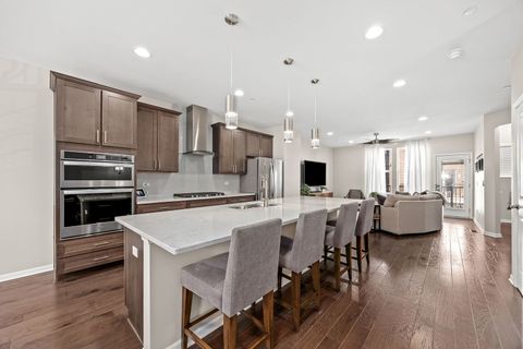 Tiny photo for 906 Coletta Circle, Naperville, IL 60563 (MLS # 12576609)