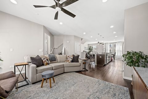 Tiny photo for 906 Coletta Circle, Naperville, IL 60563 (MLS # 12576609)