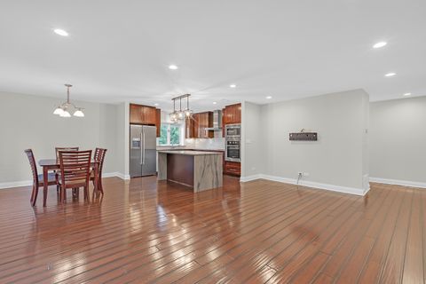 Tiny photo for 9382 Landings Lane #K307, Des Plaines, IL 60016 (MLS # 12681675)
