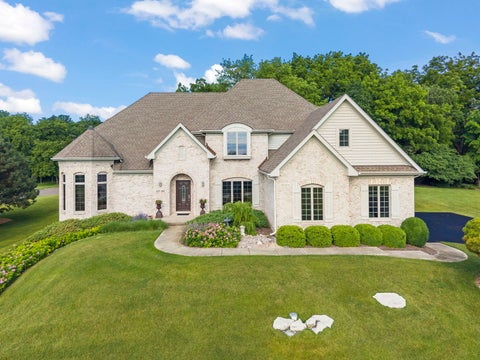 Photo of 41W102 Oak Hills Court, Elburn, IL 60119 (MLS # 12679943)