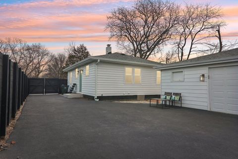 Tiny photo for 502 N Smith Street, Palatine, IL 60067 (MLS # 12626361)