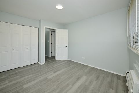 Tiny photo for 1320 Lore Lane #101A, Lombard, IL 60148 (MLS # 12503289)