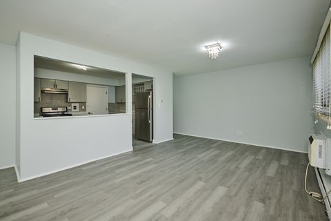 Tiny photo for 1320 Lore Lane #101A, Lombard, IL 60148 (MLS # 12503289)