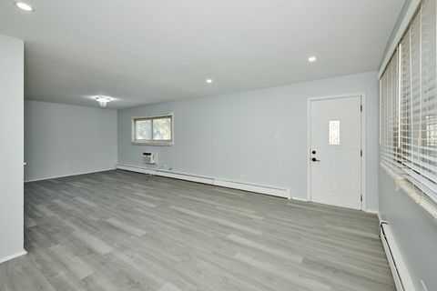 Tiny photo for 1320 Lore Lane #101A, Lombard, IL 60148 (MLS # 12503289)