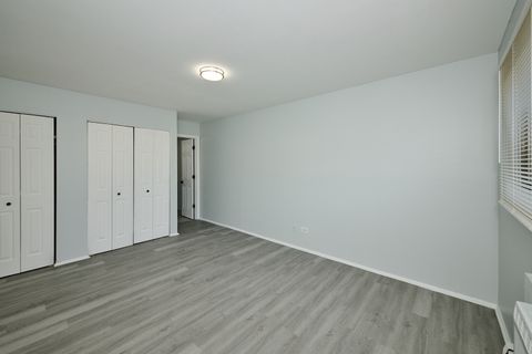 Tiny photo for 1320 Lore Lane #101A, Lombard, IL 60148 (MLS # 12503289)