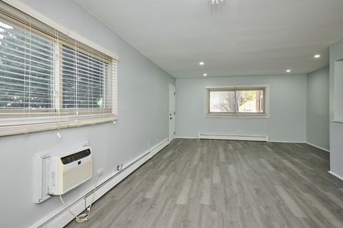 Tiny photo for 1320 Lore Lane #101A, Lombard, IL 60148 (MLS # 12503289)