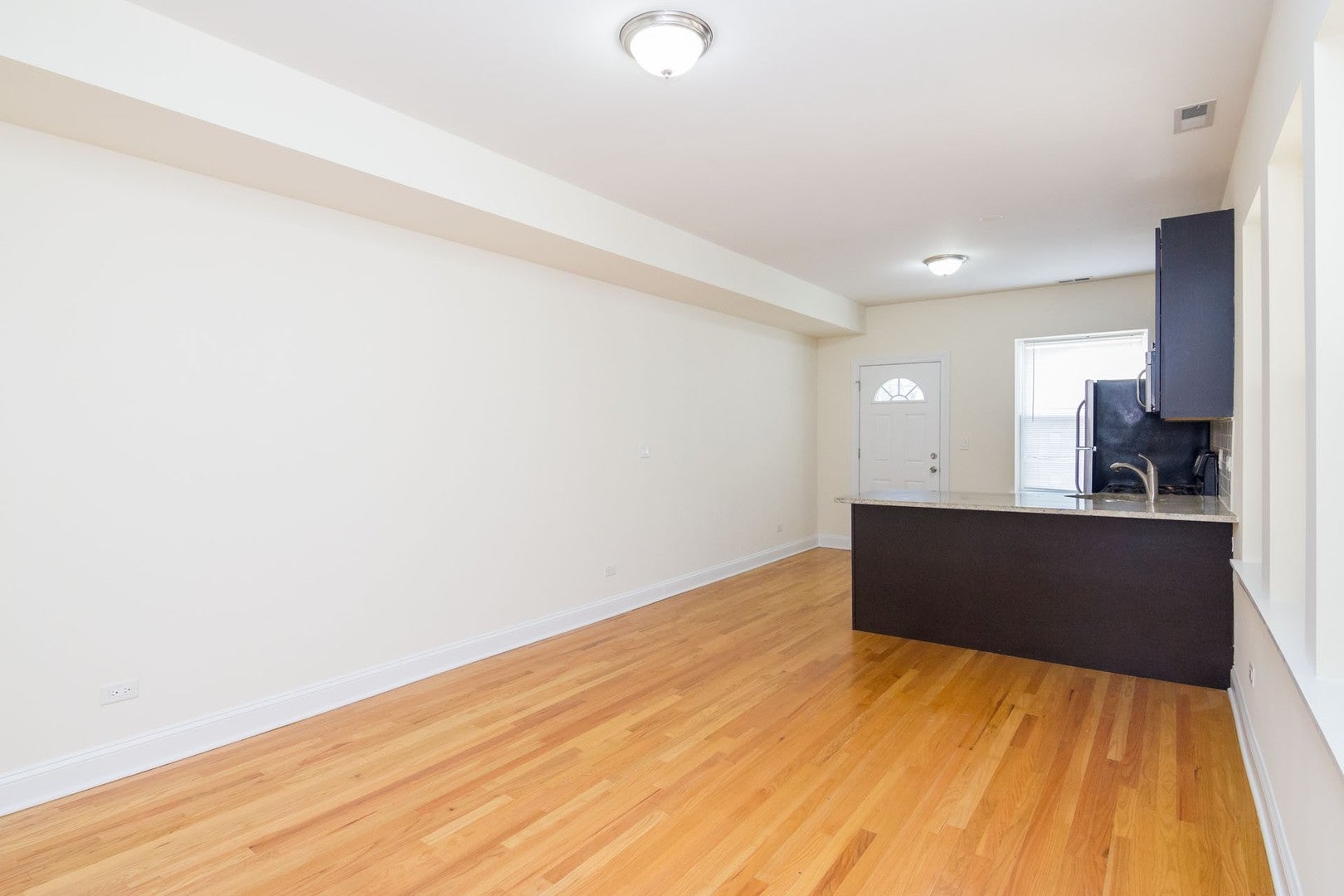 2035 W Arthur Avenue 3E