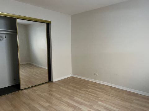 Tiny photo for 4602 RIVER Road #B3, Schiller Park, IL 60176 (MLS # 12576547)