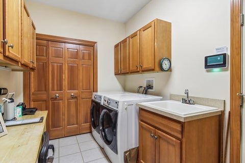 Tiny photo for 408 Sudbury Circle, Oswego, IL 60543 (MLS # 12765095)