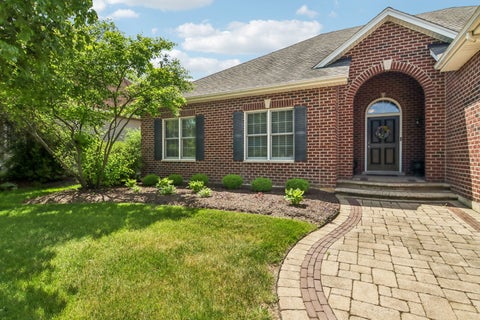 Tiny photo for 408 Sudbury Circle, Oswego, IL 60543 (MLS # 12765095)