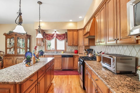 Tiny photo for 408 Sudbury Circle, Oswego, IL 60543 (MLS # 12765095)