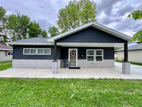 Photo of 1210 Douglas Drive, Sterling, IL 61081 (MLS # 12635583)