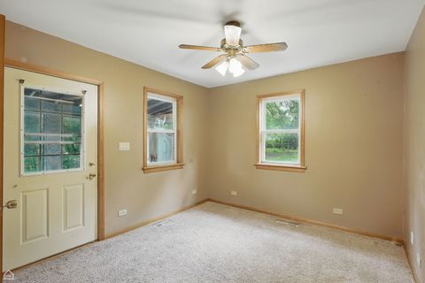 Tiny photo for 318 David Court, Island Lake, IL 60042 (MLS # 12382897)