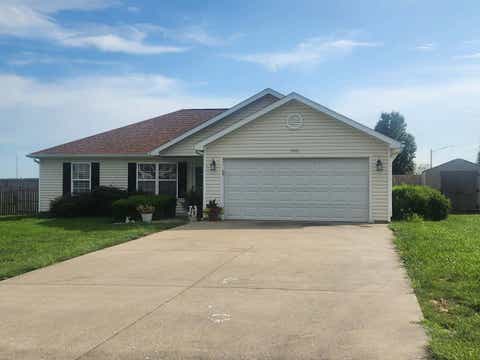 Photo of 1511 Hawkeye Court, Carterville, IL 62918 (MLS # 12709293)