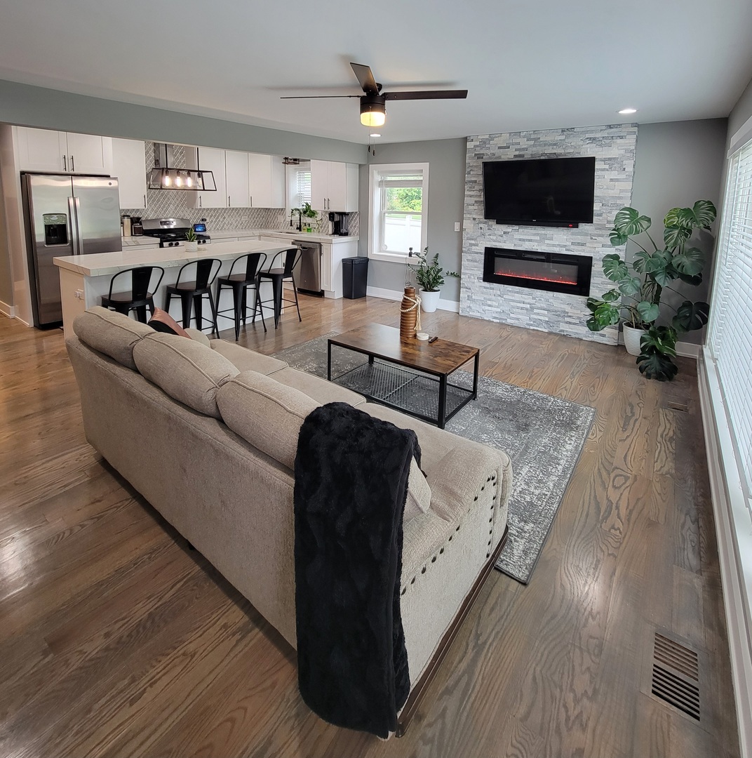 444 N Irving Avenue