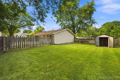 Tiny photo for 817 Stamford Court, Schaumburg, IL 60193 (MLS # 12715491)