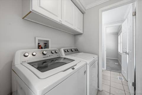 Tiny photo for 817 Stamford Court, Schaumburg, IL 60193 (MLS # 12715491)