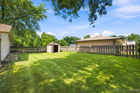 Tiny photo for 817 Stamford Court, Schaumburg, IL 60193 (MLS # 12715491)