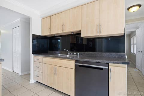 Tiny photo for 817 Stamford Court, Schaumburg, IL 60193 (MLS # 12715491)
