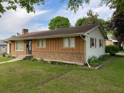 1420 7th Avenue Belvidere IL 61008