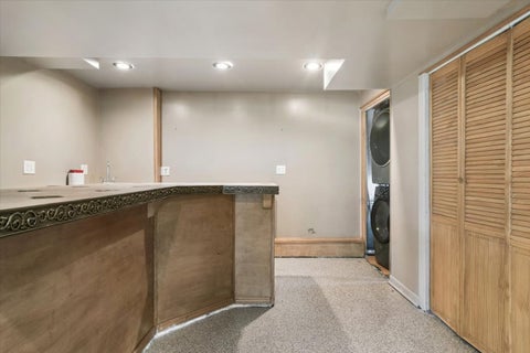 Tiny photo for 211 W Pickwick Road, Arlington Heights, IL 60005 (MLS # 12765825)