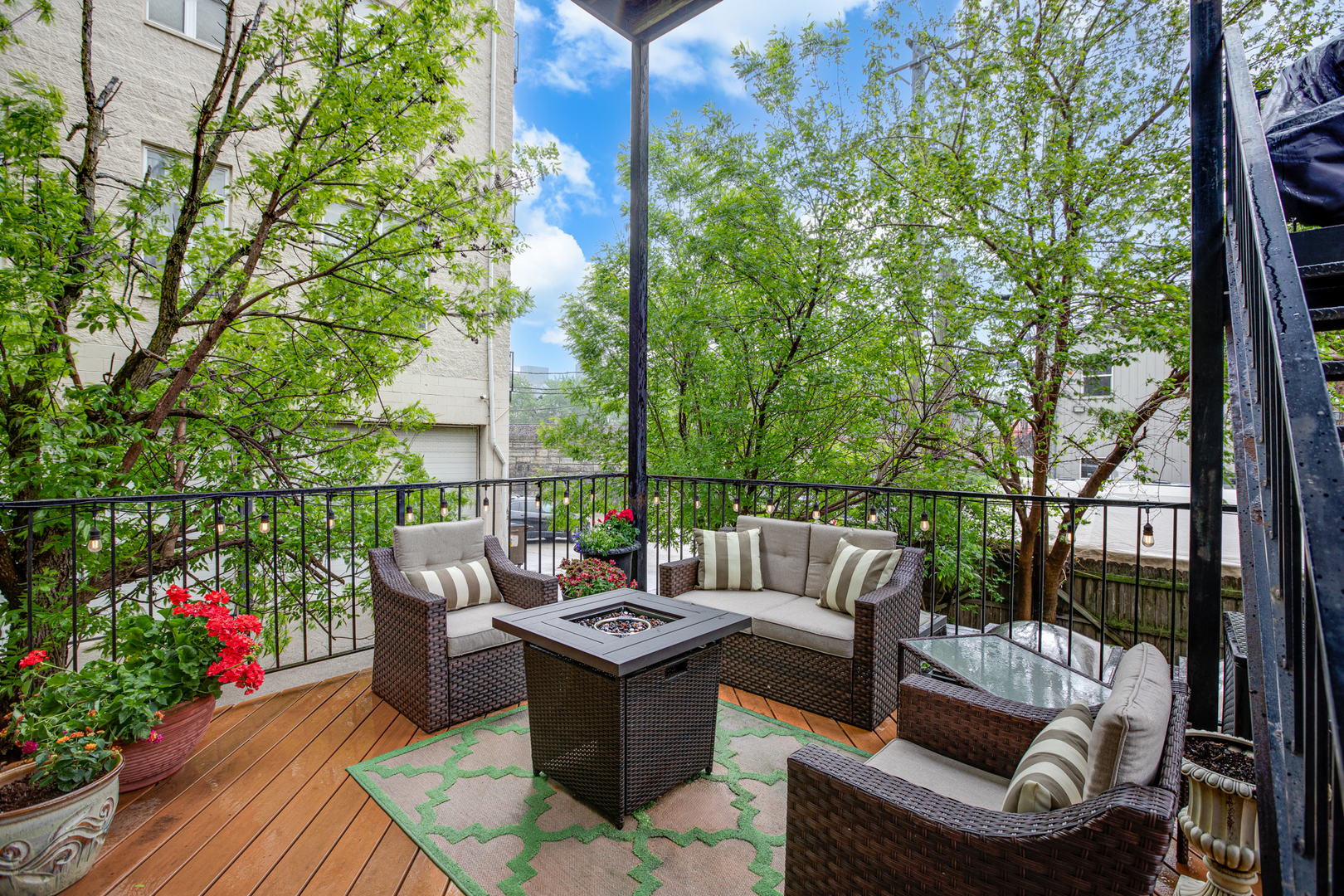 937 N Willard Court 1