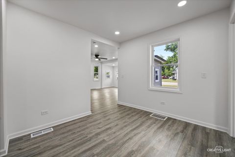 Tiny photo for 302 N Center Street, Plano, IL 60545 (MLS # 12525404)