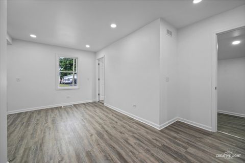 Tiny photo for 302 N Center Street, Plano, IL 60545 (MLS # 12525404)