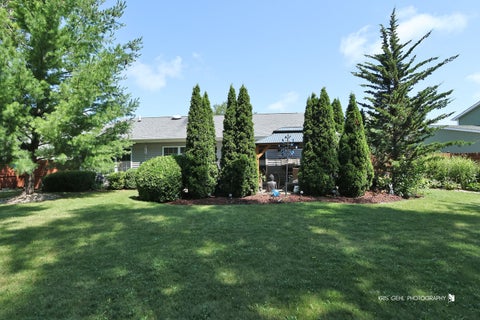 Tiny photo for 1525 Southport Court, Zion, IL 60099 (MLS # 12723647)
