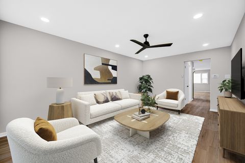 Tiny photo for 2250 E 92nd Place, Chicago, IL 60617 (MLS # 12564789)