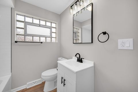 Tiny photo for 2250 E 92nd Place, Chicago, IL 60617 (MLS # 12564789)