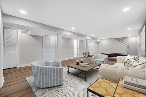 Tiny photo for 2250 E 92nd Place, Chicago, IL 60617 (MLS # 12564789)