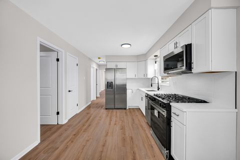 Tiny photo for 2250 E 92nd Place, Chicago, IL 60617 (MLS # 12564789)