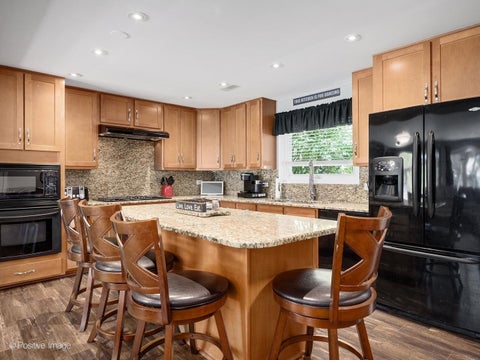 Tiny photo for 166 Forest View Avenue, Wood Dale, IL 60191 (MLS # 12714359)