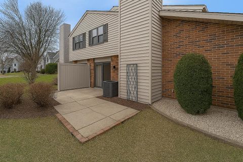 Tiny photo for 9319 Sunrise Lane, Orland Park, IL 60462 (MLS # 12572955)
