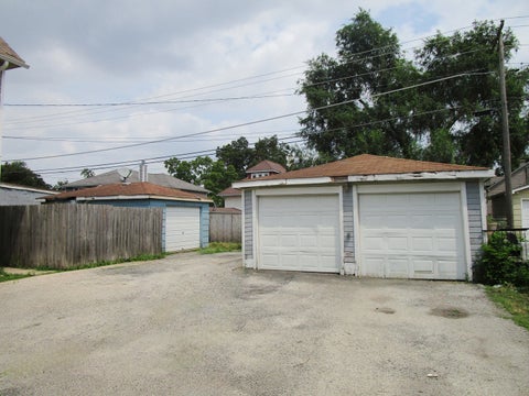 Tiny photo for 4129 Elm Avenue, Lyons, IL 60534 (MLS # 12745808)