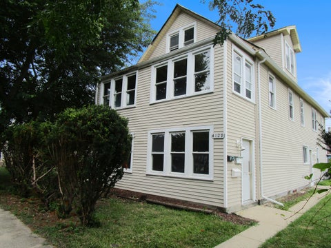 Tiny photo for 4129 Elm Avenue, Lyons, IL 60534 (MLS # 12745808)
