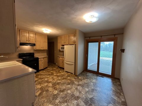 Tiny photo for 1233 47th Ave Court #16, East Moline, IL 61244 (MLS # 12619114)