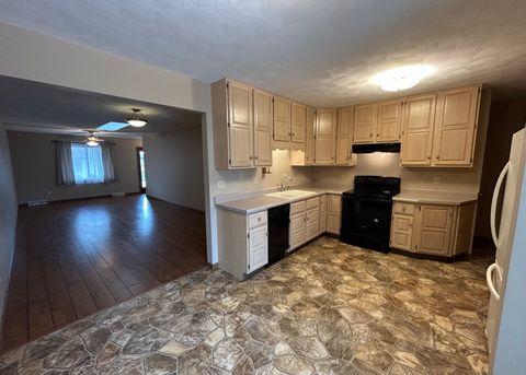 Tiny photo for 1233 47th Ave Court #16, East Moline, IL 61244 (MLS # 12619114)