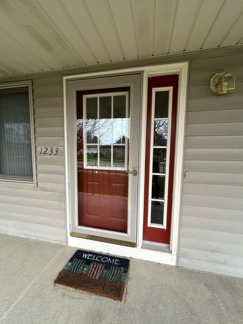 Tiny photo for 1233 47th Ave Court #16, East Moline, IL 61244 (MLS # 12619114)