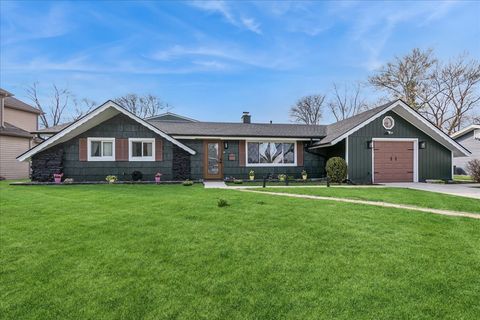 Photo of Schaumburg, IL 60193 (MLS # 12656752)