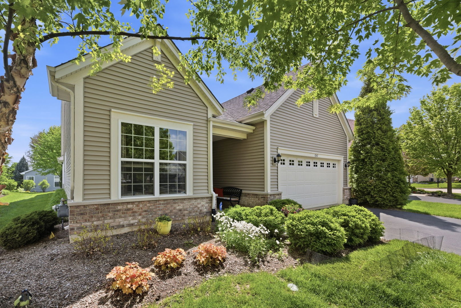 1242 Barkston Lane