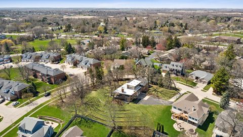 Tiny photo for 615 ROBIN RIDGE Rdg, Elgin, IL 60123 (MLS # 12607859)