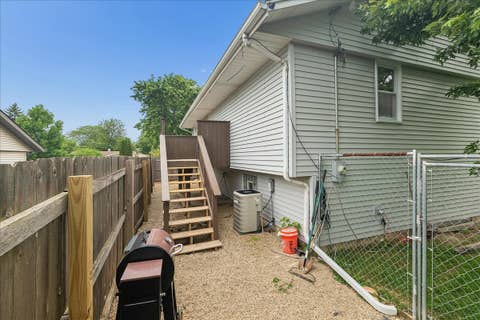 Tiny photo for 19600 Catulpa Street, Mokena, IL 60448 (MLS # 12715957)