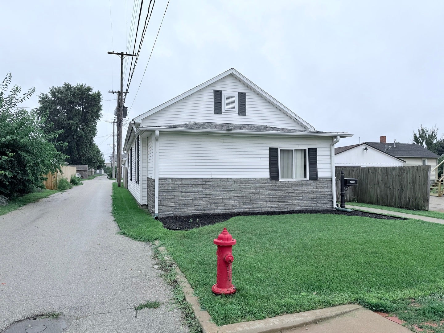 828 Tonti Street